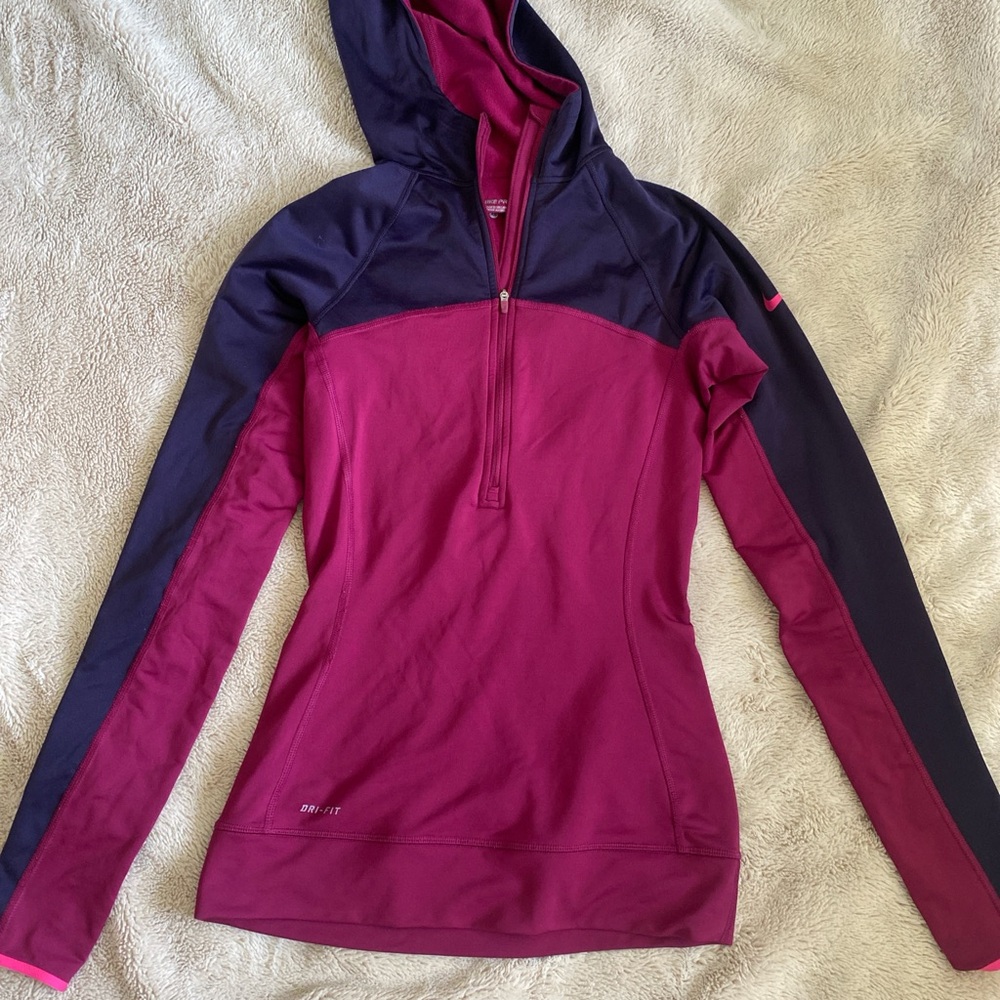Nike Pro Jacket in Navy and Pink